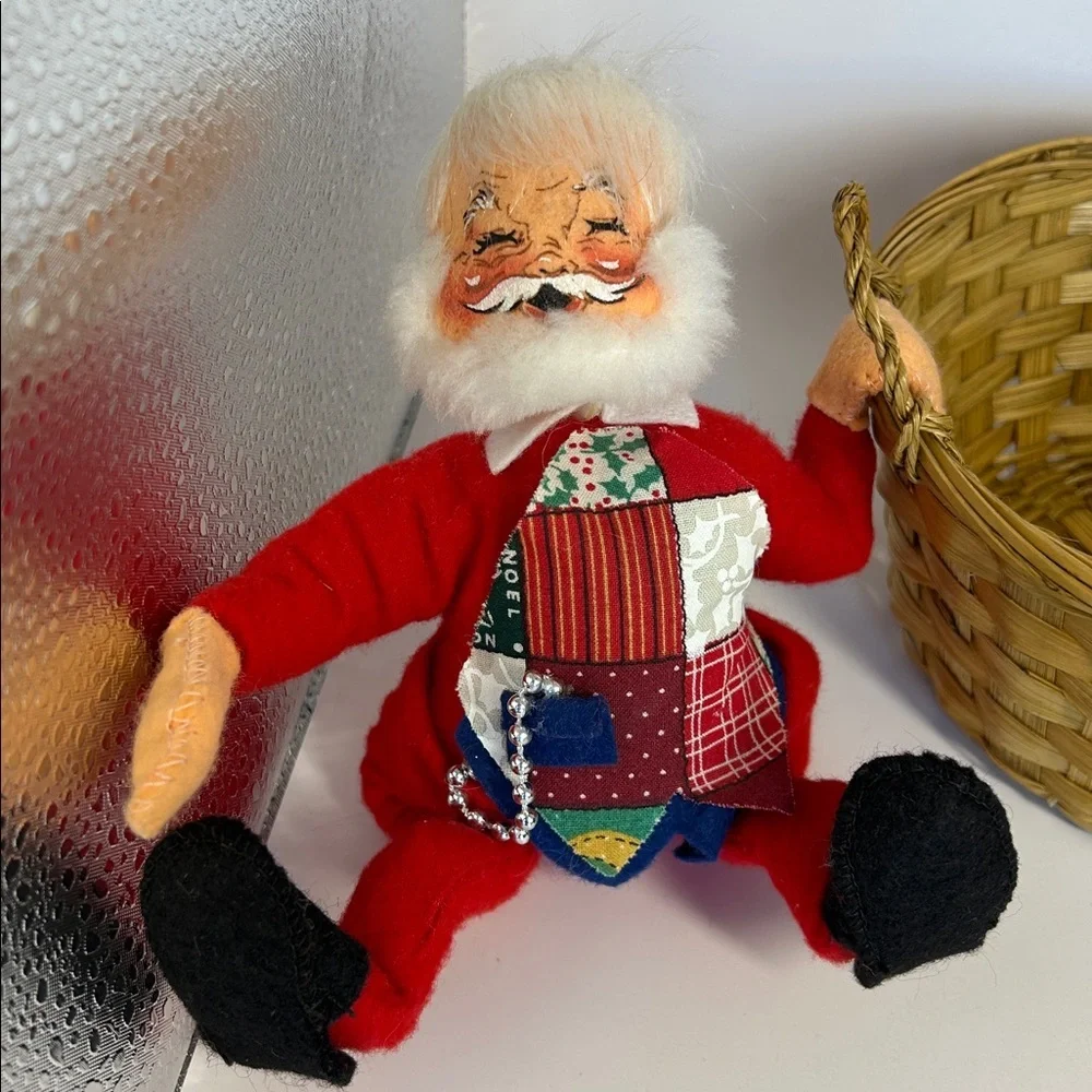 Annalee charming santa